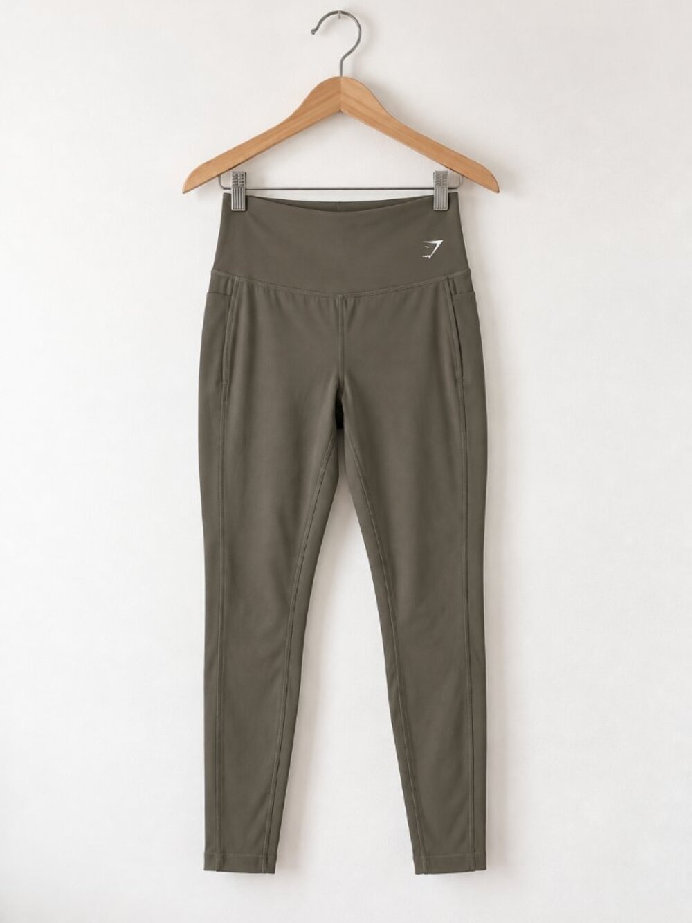 Gymshark Olive Green High Waisted Leggings with Side Pockets – Women’s Medium